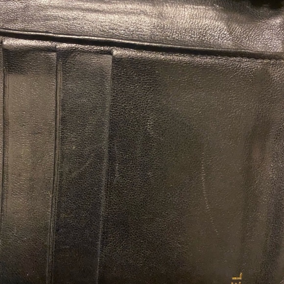 Lamb  authentic  Chanel with auth sticker . Going Chanel metal logo clasp . - Picture 6 of 14